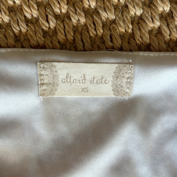 Altar’d State Top - Picture 2 of 4